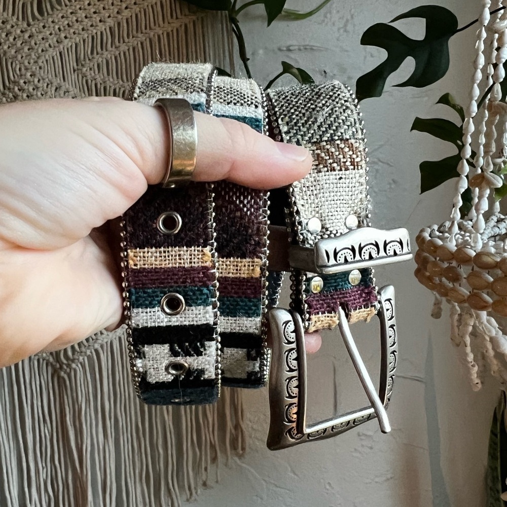 ELITE Accessories Woven Southwestern Tapestry Belt – Size M – Western Boho Y2K - Picture 9 of 9